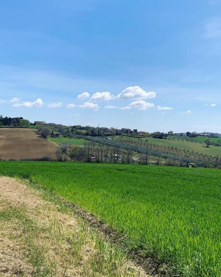 Brezza Affittacamere Montemarciano Exteriér fotografie